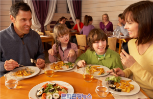 “아이는 안돼요” 노키즈존 논란