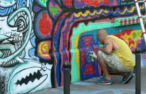 도시 미관 해치는 불법 ‘그라피티’, 해결책은 어디?