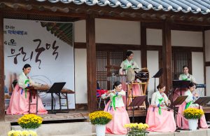 조선왕릉에서 풍성한 행사 즐기자