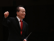 지휘자 금난새와 KNN방송교향악단과의 완벽한 호흡