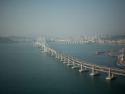 부산시, 광안대교 보행길 시범 개방