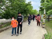 함안군, 어버이날 기념 요양어르신 동행 걷기대회 개최