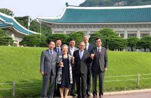 역대 대통령 가족 6인 청와대 개방특별전 함께 관람