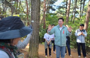 원주시, 제1회 원주맨발걷기 축제 성황리에 개최