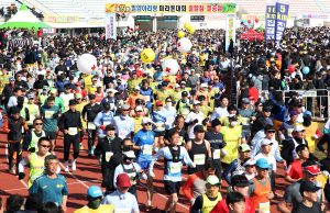 전국 마라토너 10,349명이 밀양에서 달린다