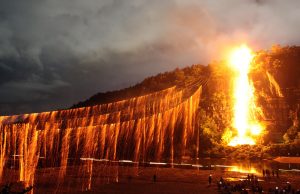 세계유산 하회마을에서 ‘하회선유줄불놀이’ 시연