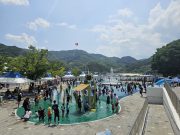 하동송림공원 물놀이장, 무더위 속 올해도 빛났다