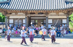 ‘심(心)쿵! 향교서원 나들이’행사‘호응’
